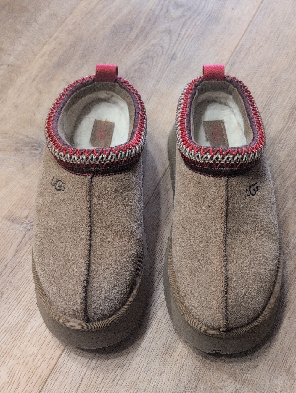 UGG Women's Tazz II